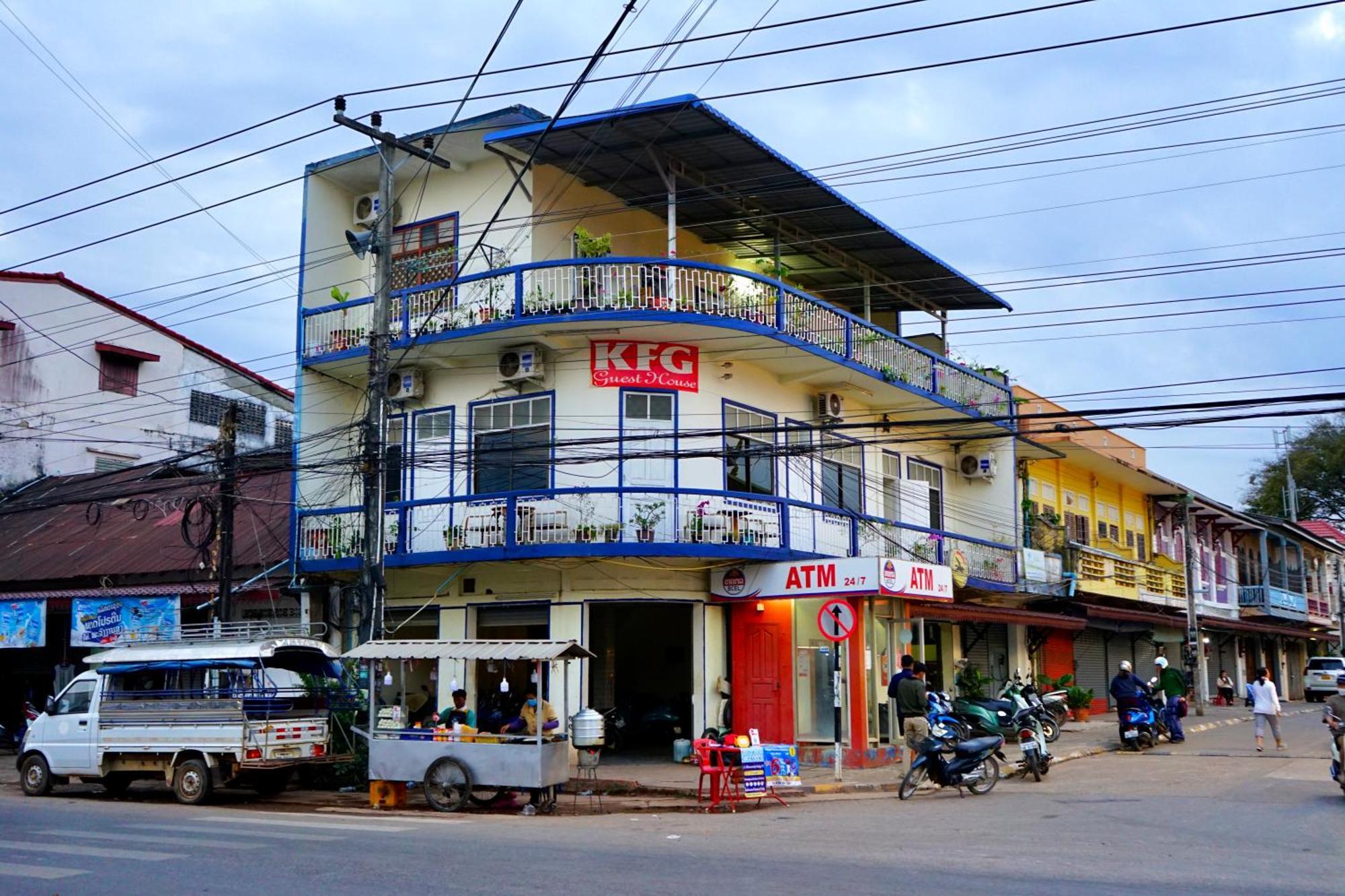 Kfg Guesthouse ท่าแขก ภายนอก รูปภาพ