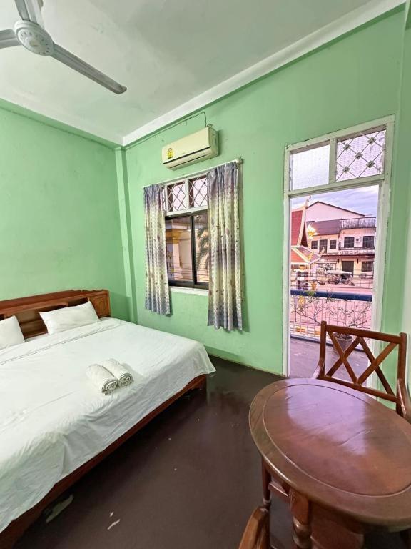 Kfg Guesthouse ท่าแขก ห้อง รูปภาพ